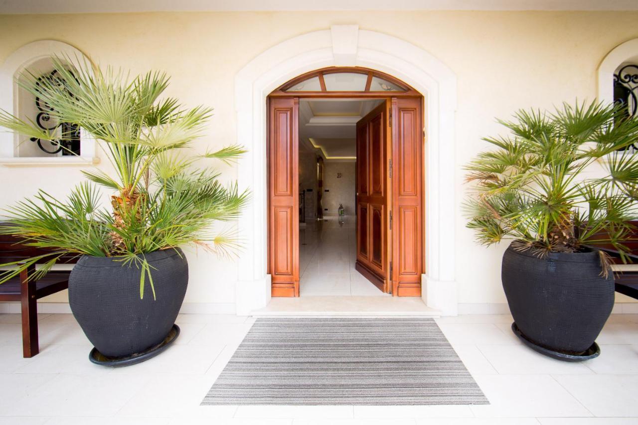 El Paradisio Splendid 5 Stars Villa Atypical In Antibes With Overflowing Swiming Pool Bagian luar foto